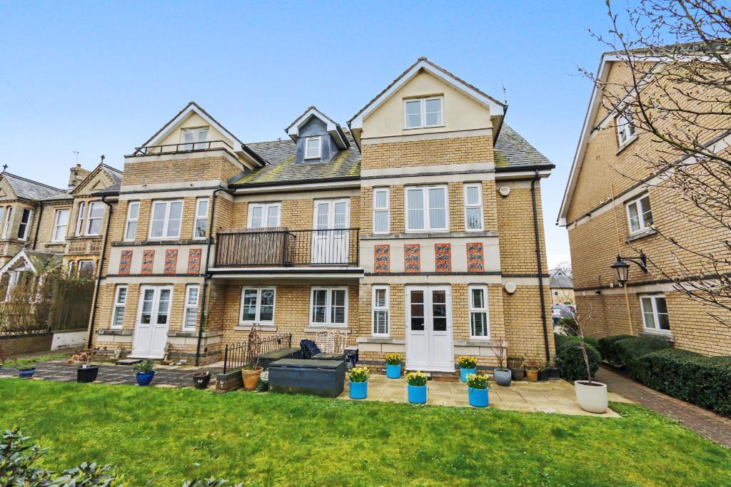 Coopers Court SHEFFORD